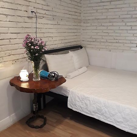 Phuong Van Hotel Ho Chi Minh City Exterior photo
